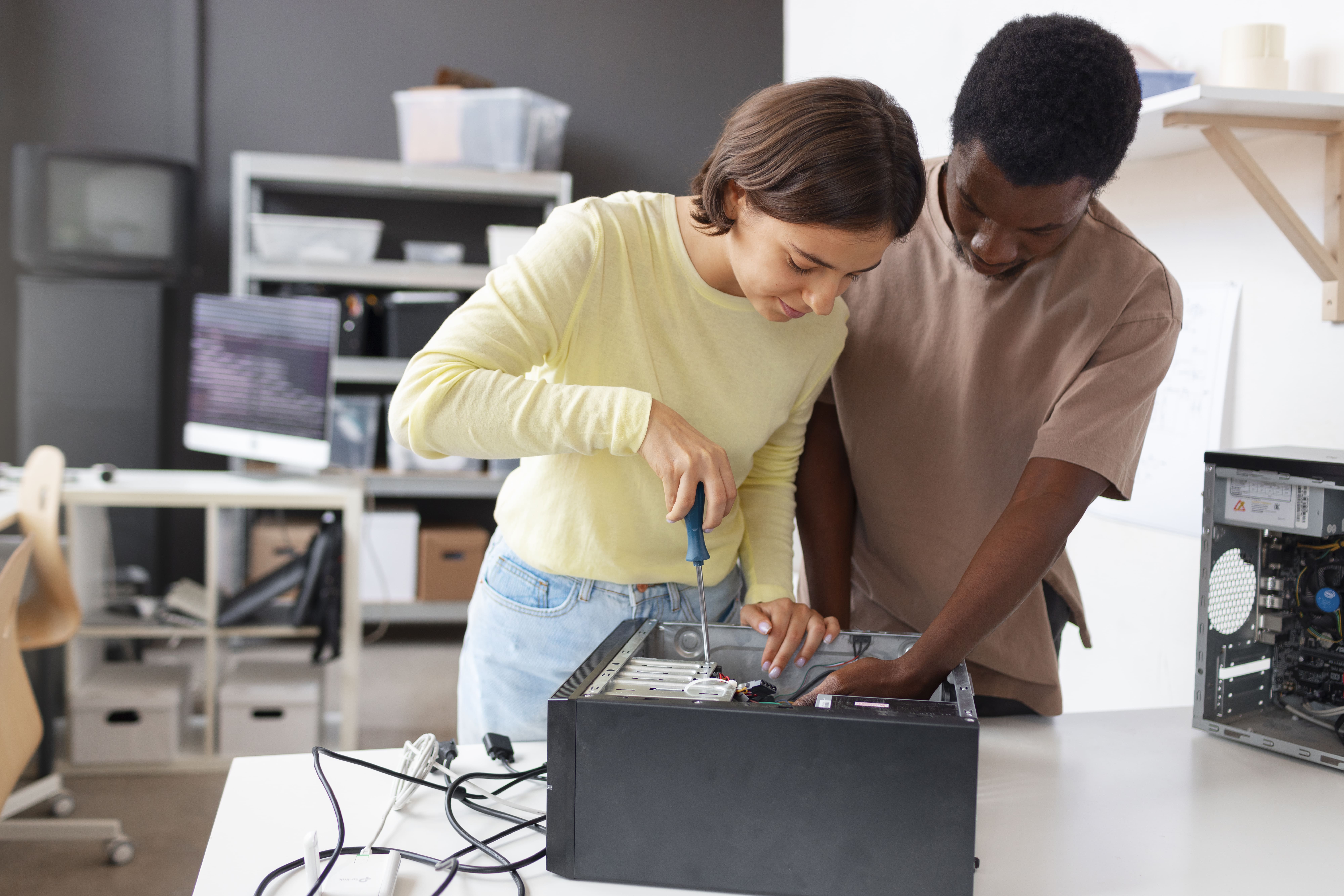 bts_servicesinformatiquesauxorganisations _optionslam_intelligence_apprentie_technicien